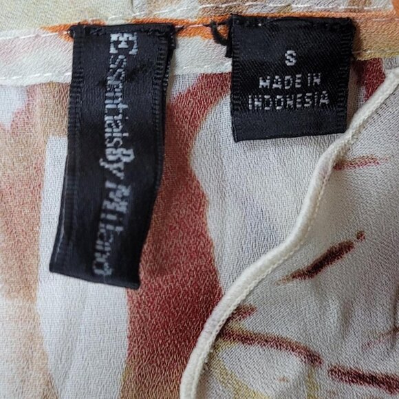 Essentials by Milano Floral Print Blouse (S) - Picture 3 of 5